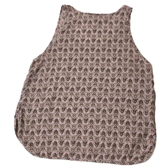 H&M, Size 6, Swoop Neck Chevron Hi Low Tank Top - Picture 2 of 5